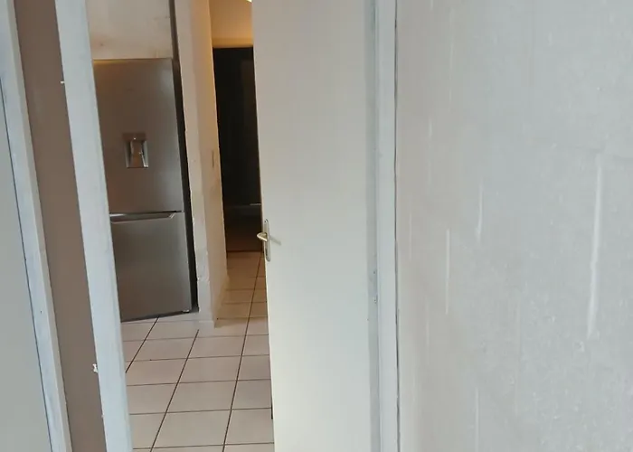 Apartment Residences De Champles